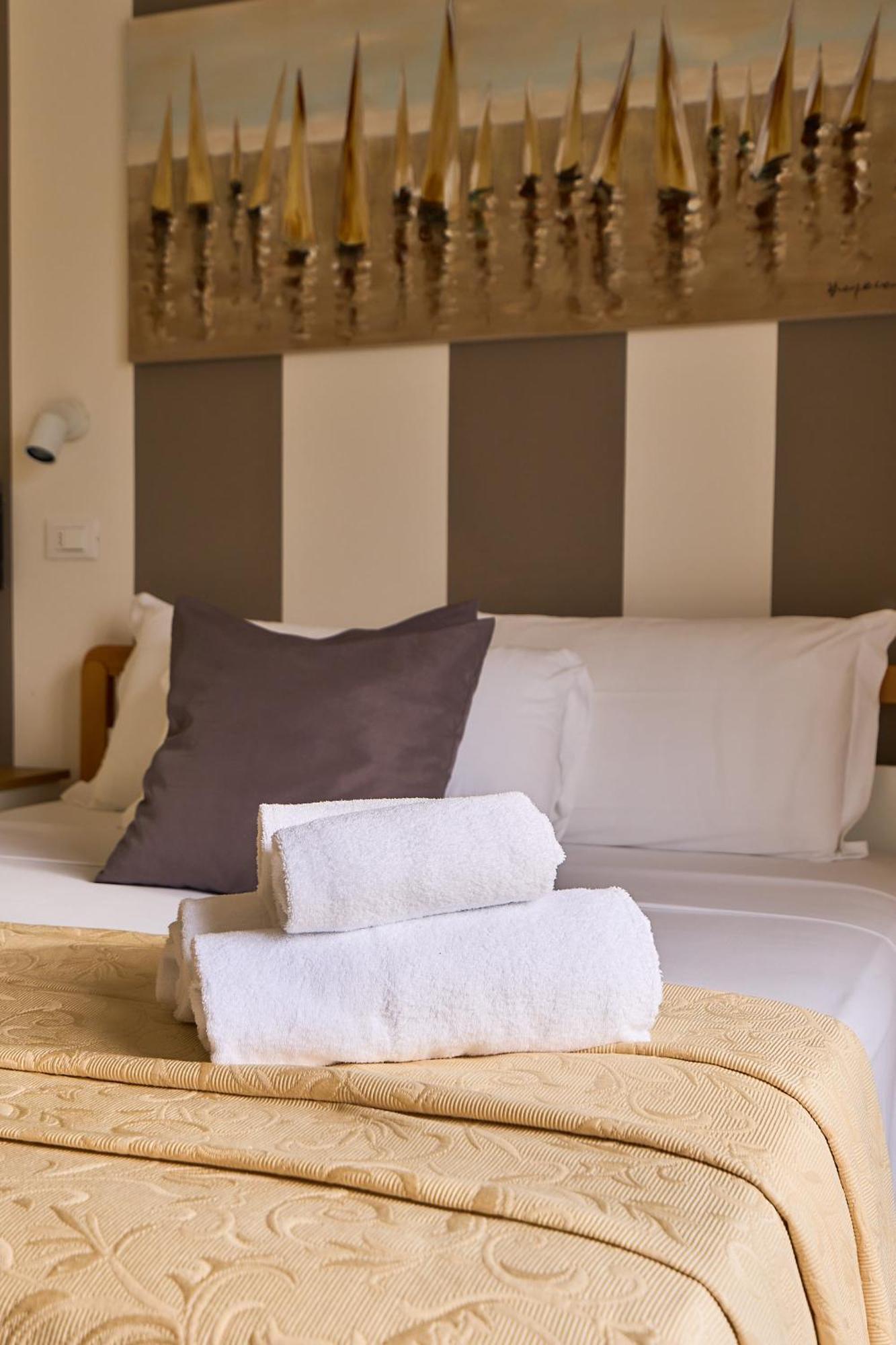 Hotel Bruna B&B Milano Marittima Kültér fotó