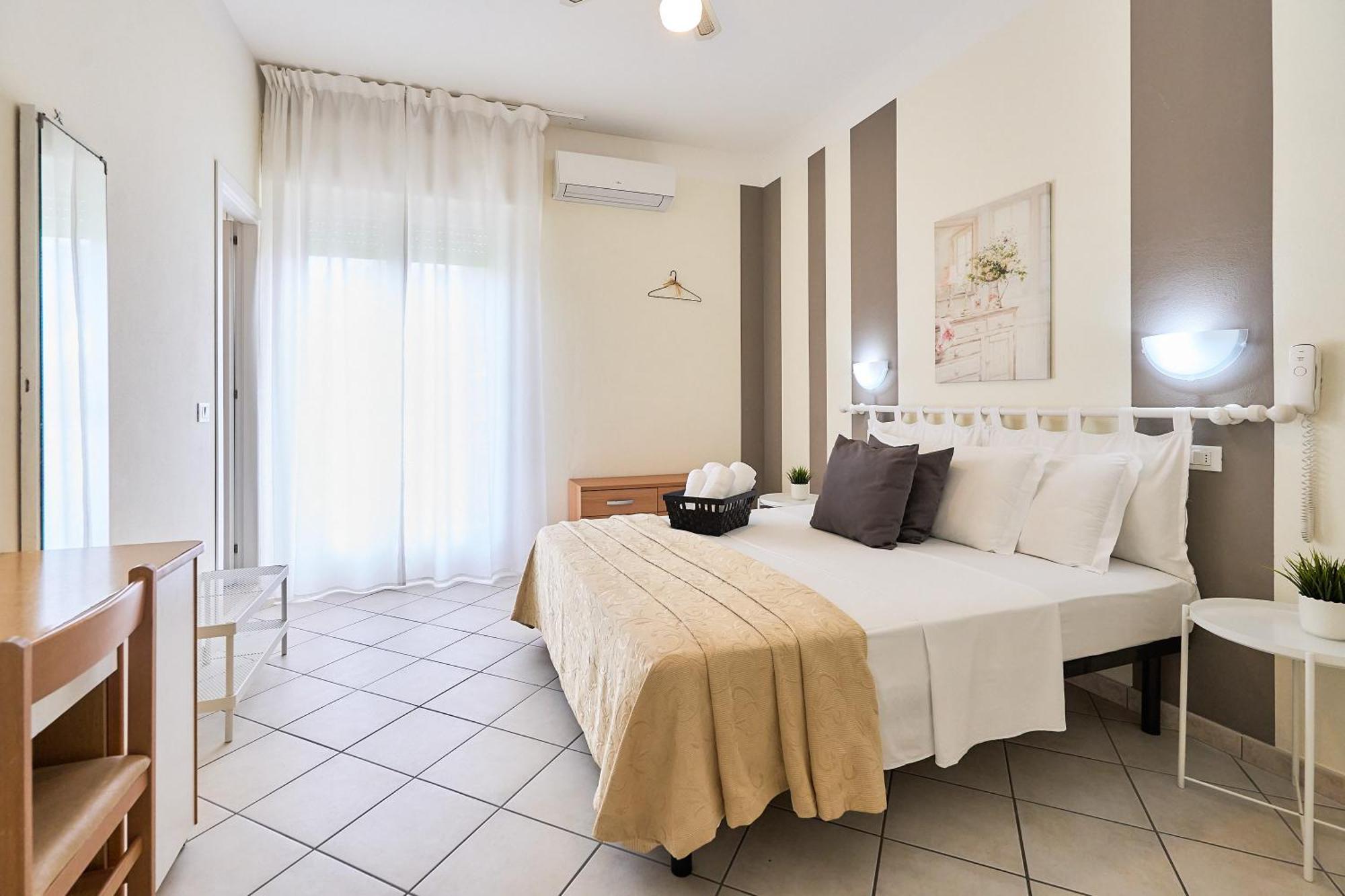 Hotel Bruna B&B Milano Marittima Kültér fotó