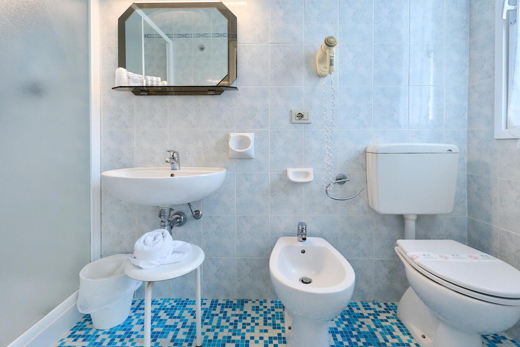 Hotel Bruna B&B Milano Marittima Kültér fotó
