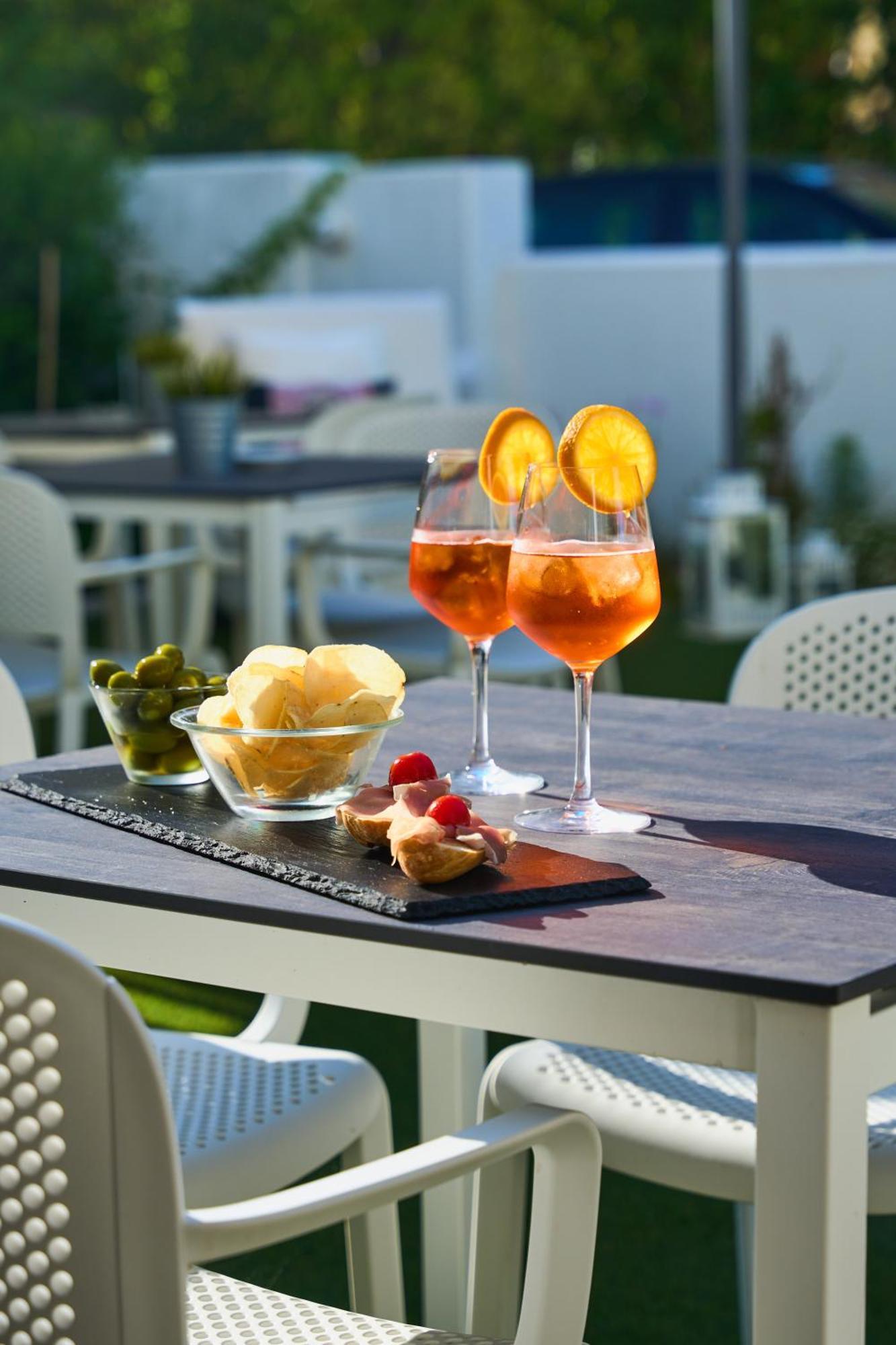 Hotel Bruna B&B Milano Marittima Kültér fotó