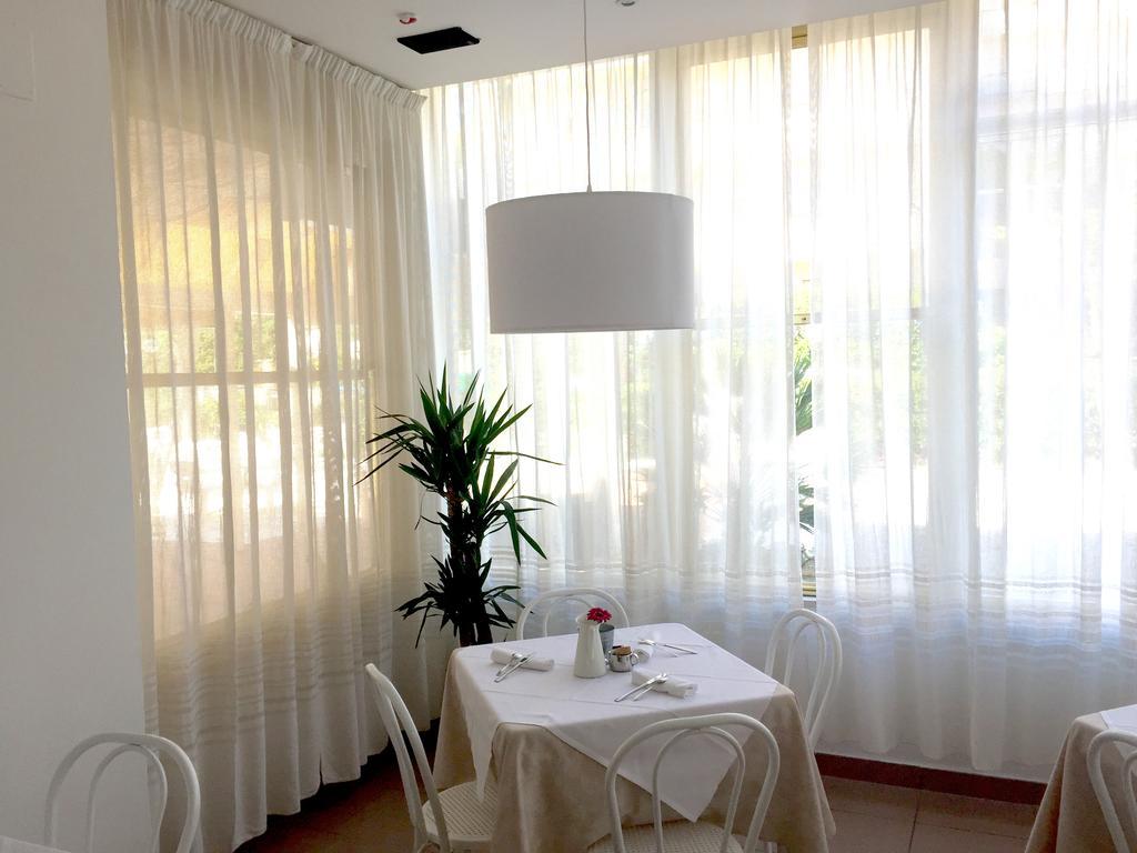 Hotel Bruna B&B Milano Marittima Kültér fotó